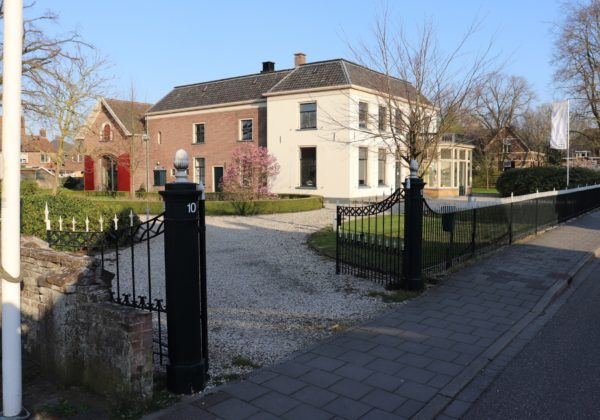 Dorpsstraat 10 Steenderen