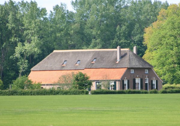 Vorden Joostinkweg 1 Boerderij Bijschuur Bakhuisje